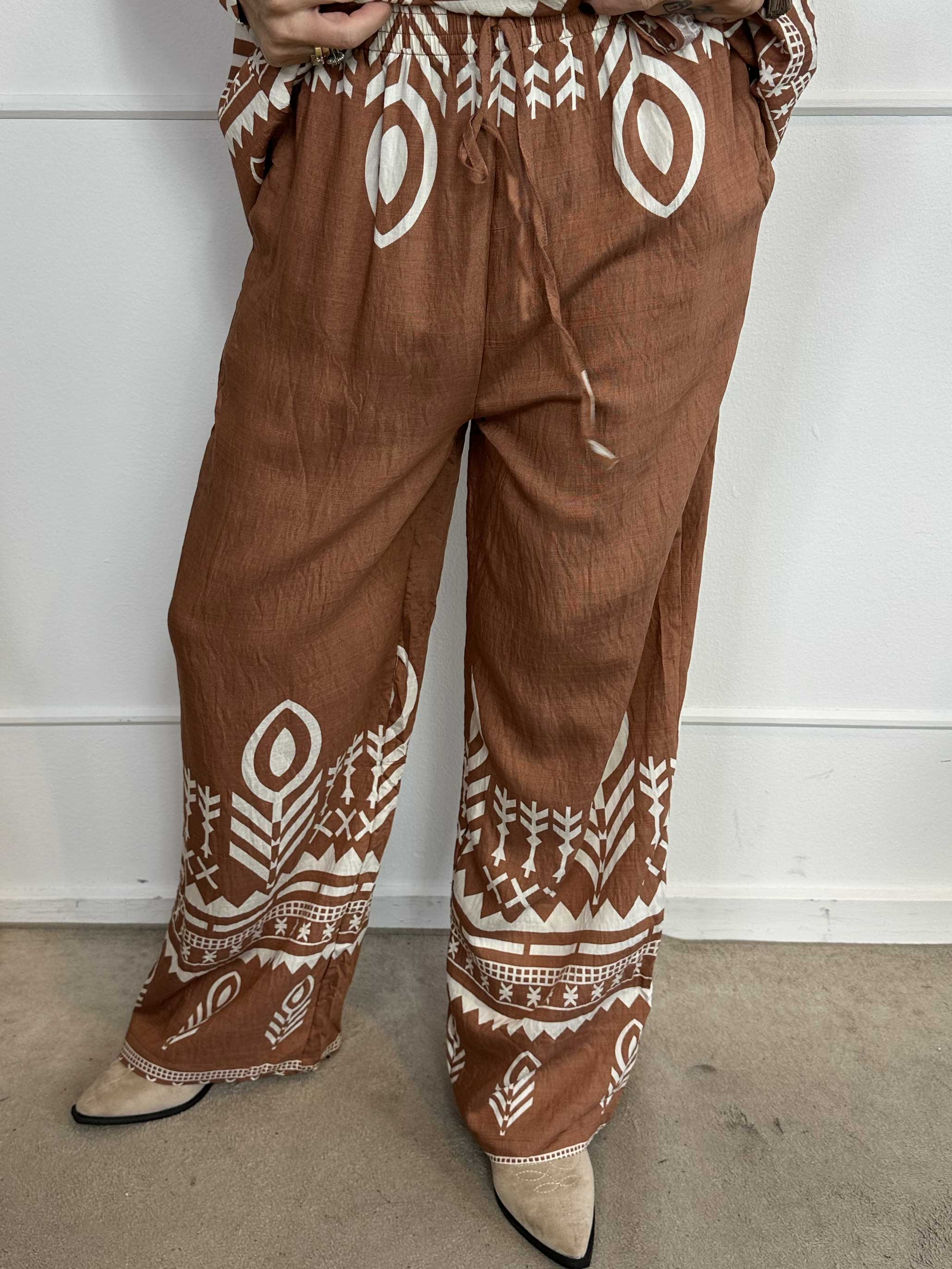 Diana - Mönstrat skjortset i viskos